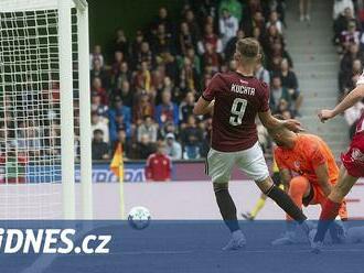 Los ligy: Sparta začne proti Pardubicím, Slavia na Slovácku a Plzeň na Dukle