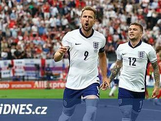 ONLINE: Dánsko - Anglie 0:1, osamocený Kane těží z průniku Walkera