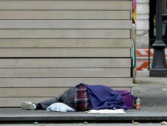 Mestá v USA môžu zakázať bezdomovcom prespávať na ulici, rozhodol Najvyšší súd
