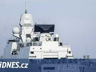 Stížností na agresivní čínské stíhačky přibývá, obtěžovaly nizozemskou loď