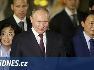 Putin dorazil do Vietnamu, předtím podepsal  dohodu s KLDR