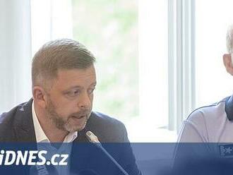 Střelba na fakultě: Pachatel se „uvařil sám v sobě“, zjistila znalkyně