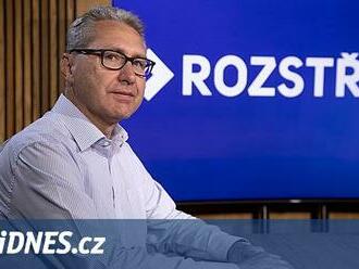 Expert: Méně nálepek. Nazvat Okamuru bez důkazů dezinformátorem je špatné