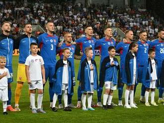 Takú polievku, akú urobí Slovák, Nemec neuvarí. Na futbalistov čakajú maškrty, pred nimi dorazil do Mainzu kamión