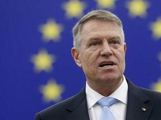 Klaus Iohannis sťahuje svoju kandidatúru na post šéfa NATO