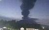 Indonézska sopka Ibu vybuchla za deň trikrát, vychrlila lávu i 5-kilometrovú vežu popola