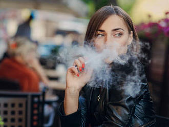 Nikotín je návykovejší ako heroín. A obsahuje ho aj väčšina náhrad klasických cigariet