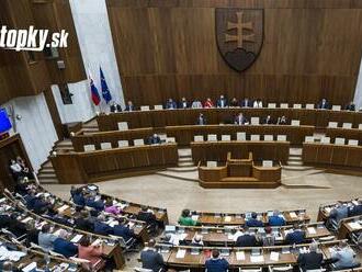 Poslanci ukončili utorkové rokovanie novelou Občianskeho zákonníka