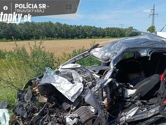 FOTO Mladá Žanet čelne vpálila do kamióna, auto ostalo na šrot: Dojemné spomienky, rodičia prišli o jedinú dcéru