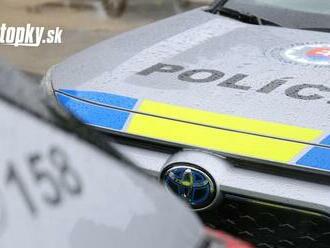 Neznámy páchateľ s ukradnutým autom havaroval: Prípad vyšetruje polícia