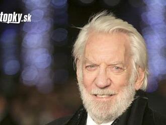 SMUTNÁ SPRÁVA: Po dlhej chorobe zomrel legendárny herec Donald Sutherland  !