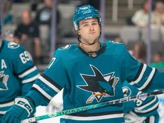 Sharks podpísali novú zmluvu s mladým centrom