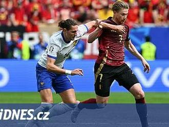 ONLINE: Francie – Belgie 0:0, Maignan likviduje De Bruyneho přímý kop