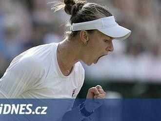 Obrovské vzepětí Krejčíkové. Porazila Rybakinovou a je ve finále Wimbledonu