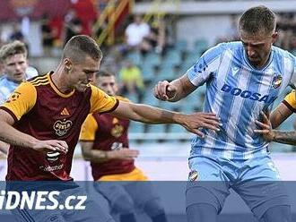 ONLINE: Plzeň - Hradec Kr. 0:0, na hrotu Vydra s Vašulínem, hraje i Jemelka