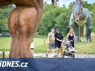 Vraťte se o miliony let zpět. V novém zábavním parku ožívají dávno vyhynulí dinosauři