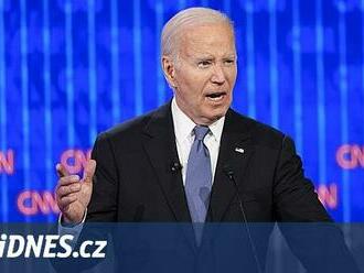 Biden vzdal volby, vybral Harrisovou. Ta chce sjednotit národ a porazit Trumpa