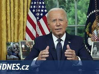 Odstoupení z voleb bylo v národním zájmu, shodují se americká média o Bidenovi