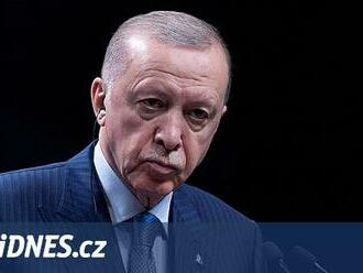 Můžu vstoupit do Izraele, hrozí Erdogan. Šéf diplomacie ho přirovnal k Husajnovi