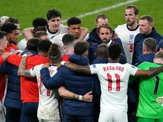 Po prehratom finále o tom nechcel hovoriť, teraz potvrdil očakávané. Southgate už nebude trénovať Anglicko