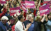 Britské parlamentné voľby drvivo vyhrali opoziční labouristi, naznačuje exit poll