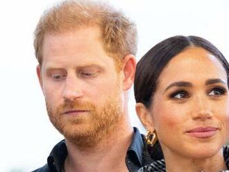 Šokujúce tvrdenie kráľovského experta: Harry sa má NAVŽDY vrátiť, ale BEZ Meghan!