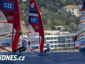 Windsurfařka Švíková pojede čtvrtfinále, postoupila ze páté pozice