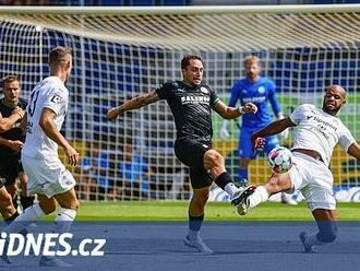 Slovácko - Bohemians 0:0, domácí stále bez gólu. Hosty podržel brankář Reichl