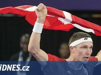 Badmintonové dvouhry na OH vyhráli obhájce Axelsen a favoritka An Se-jong