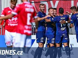 Pardubice - Slovácko 0:1, čekání na gól je u konce, o výhře rozhodl Ndefe