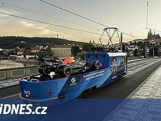 Formule v sobotu rozburácí Prahu. Red Bull přiveze legendární stroj i Coultharda