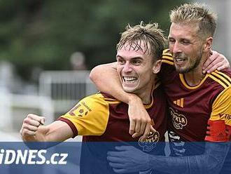 Dukla - Budějovice 3:0, hosté dál u dna. První ligové góly slaví Šebrle i Ambler