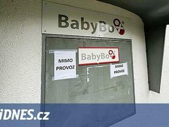 V Pelhřimově kdosi poškodil babybox. Přihlaste se, máme záznam, vyzývá policie