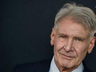 Filmový klobúk Indianu Jonesa vydražili za závratnú sumu. Harrison Ford v ňom pred 40 rokmi nakrúcal film