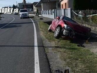 Jazda žien sa zmenila na peklo: Vodička zrazu prešla do protismeru, skončila v kanáli! Následky sú tragické