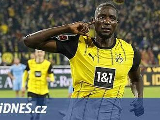 Dortmund otočil zápas s předposlední Bochumí, dva góly dal Guirassy