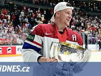 Nejdřív finále MS, teď start NHL. Palát se vrací a hlásí: Po gólu skákat nebudu