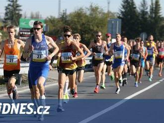 Česká elita i stovky amatérů. Blíží se tradiční závod Běchovice-Praha