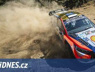 Řeckou Akropolis rallye vede po úvodní etapě Estonec Tänak