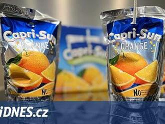 Nápoj Capri-Sun chce zpět plastová brčka. Výrobce shání milion podpisů