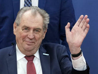 Ľavičiar a tolerantný ateista, autor svojráznych  bonmotov. Miloš Zeman oslavuje 80