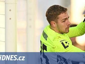 Fotbalové přestupy ONLINE: Markovič do Slavie, Souček a Coufal bez trenéra?