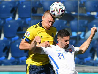 Útočník končí, obranca prichádza. Belasí majú na lane slovenského reprezentanta