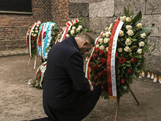 Duda položil veniec v tábore Auschwitz-Birkenau, Netanjahu vyzval svet na boj proti antisemitizmu