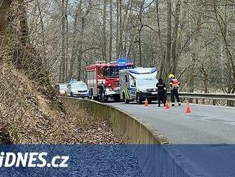 V Ohři na Karlovarsku našli mrtvolu, zachytila se o kámen. Vytáhnou ji potápěči